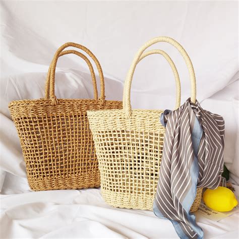 handmade rattan bag suppliers.